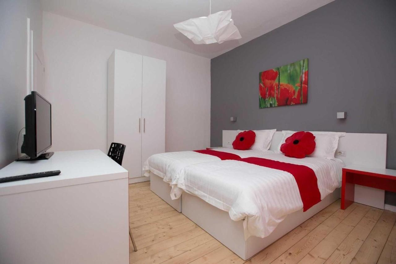 Hotel Rimini Tiranë Eksteriør bilde